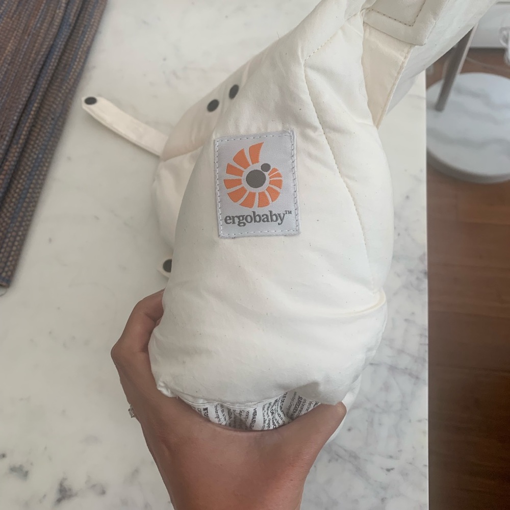 Ergo baby infant insert